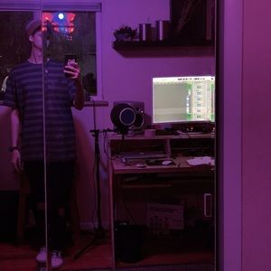 Meet your Posher, Cameron